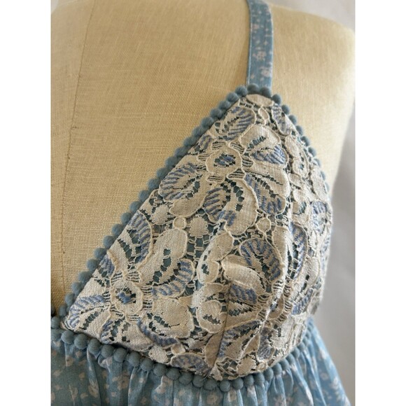 Anthro Peasant Blouse Top by Nikasha V-Neck Blue White Floral Straps NWT Size XS - Picture 4 of 9